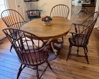 #82 - Oak Kitchen Table w/one leaf $68