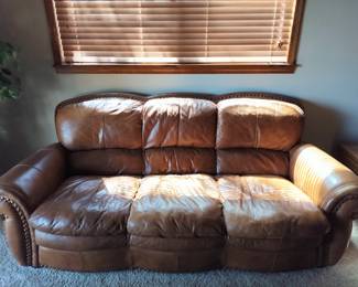 Kathy Ireland Leather Sofa