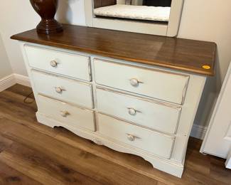 Nice dresser!