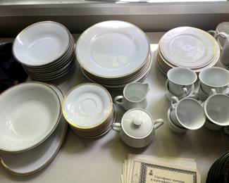 Full 8 piece set of China $100