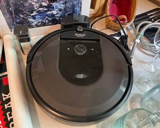 Roomba robot I7, needs new battery $35