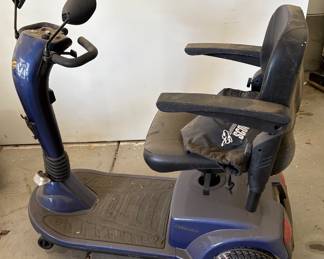 Scooter (don’t know if it runs)
