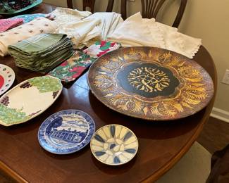 Dining room - items on table