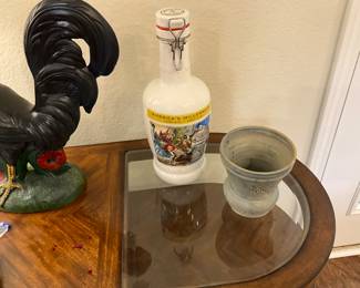 Decor on desk