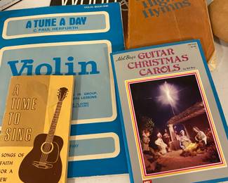 Master bedroom - musical books 