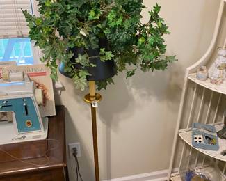 Plant in stand in painting bedroom 
