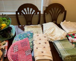 Dining room - items on table
