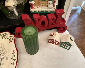 Dining room - items on table