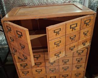 32.5"x18 3/4"x41 3/4"