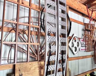 FARM & RANCH ARCHED LOADING RAMPS
