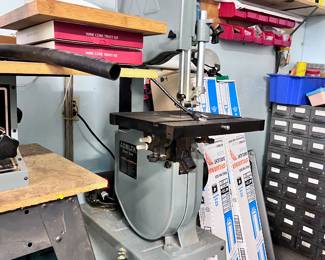 DELTA BAND SAW
