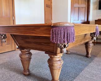 ANTIQUE BRUNSWICK POOL BILLIARDS 6' TABLE