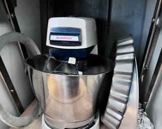 BLAKESLEE COMMERCIAL HOME KITCHEN MIXER