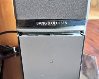 1986 TOWER SPEAKERS TYPE 6603