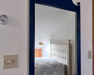 WALL MIRROR