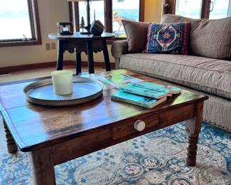 COFFEE TABLE
