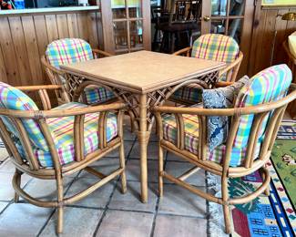 BAMBOO TABLE AND 4 CHAIRS. PERFECT FOR KITCHEN, SUNROOM OR DINING ROOM. ALSO CAN BE USED FOR A GAME OR EUCHRE TABLE!