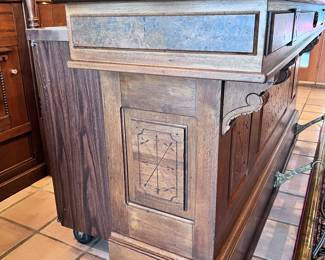 SIDE VIEW OF BAR