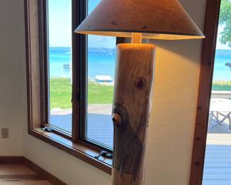 3D BEAR CARVED LOG LAMP