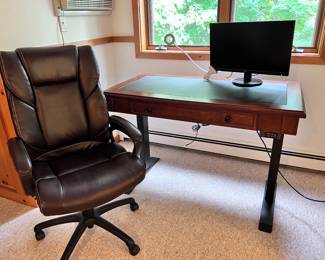 OFFICE FURNITURE INCLUDING THIS DROP FRONT KEYBOARD COMPARTMENT DESK AND OFFICE CHAIR