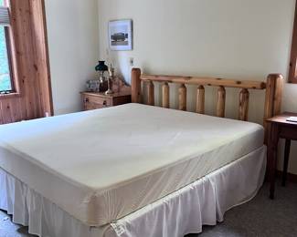 RUSTIC LODGE LOG KING SIZE BED WITH TEMPUR-PEDIC MATTRESS. WE HAVE 3 LOG POLE KING SIZE BEDS!