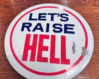 PINBACK BUTTON