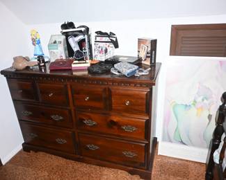 Maple dresser