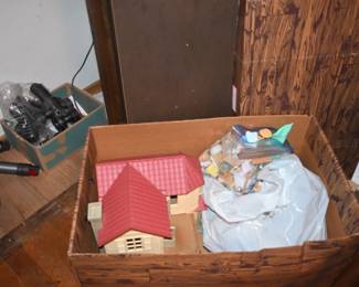 Playhouse with accessories