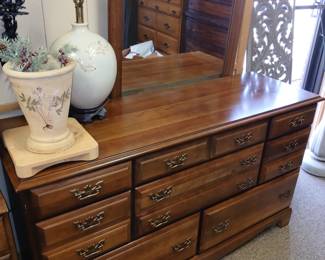 Double dresser and mirror