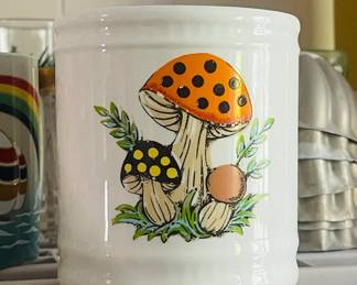 Mushroom Jar