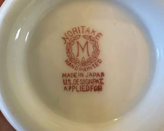 NORITAKE DISH SET