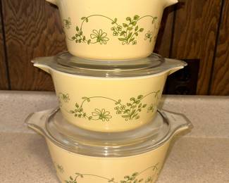 Pyrex Shenandoah Yellow 6pc Covered Casserole Dishes with Lids 473, 474, 475