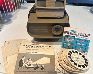 Vintage Sawyers View Master Projector & Theatre Slides