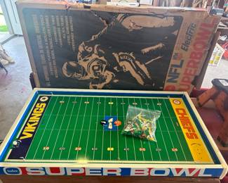 Tudor NFL Electronic Super Bowl Table Top Game in Original Box Chiefs vs Vikings