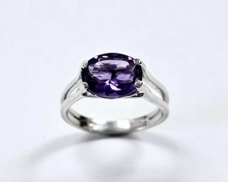 Sterling Silver Oval Amethyst Ring 2.1 CTS