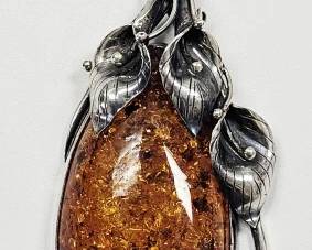 Calla Lily Amber Pendant