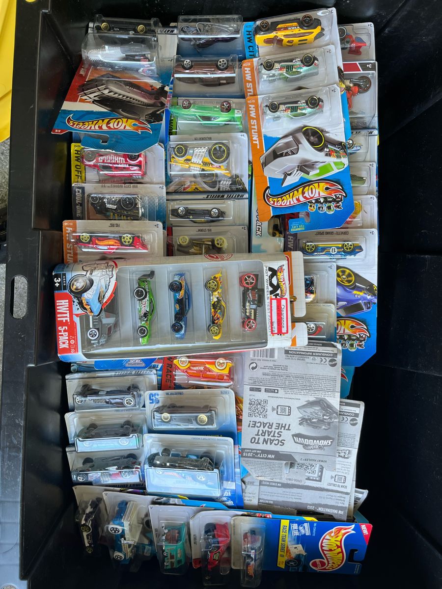6 bins of hot wheels cars