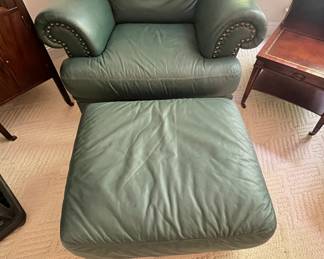 Distinction Leather Chair with Ottoman