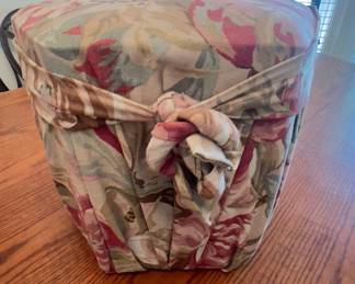 Small ottoman