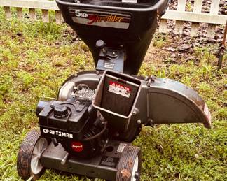 Craftsman chipper/shredder (in working condition)...