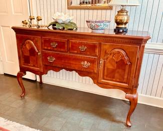 Vintage sideboard/server...
