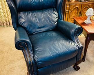 Pair of blue leather recliners...