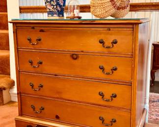 Small vintage pine chest...