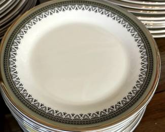 Vintage Royal Doulton fine bone china dinnerware in "Braemar" pattern