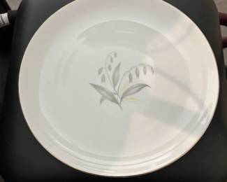 Sample of set of Kaysons Fine China Golden Rhapsody from 1961