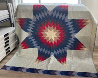 Beautiful Hand Quilted Prairie Diamond Star Quilt