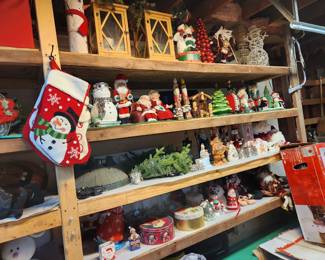 Holiday and Christmas decor