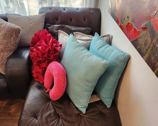 Chaise, throw pillows