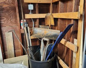 Yard tools