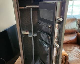 Gun safe